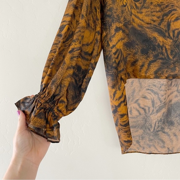 ALLSAINTS Penny Grizedale Cat Print Wrap Front Blouse - Picture 8 of 12